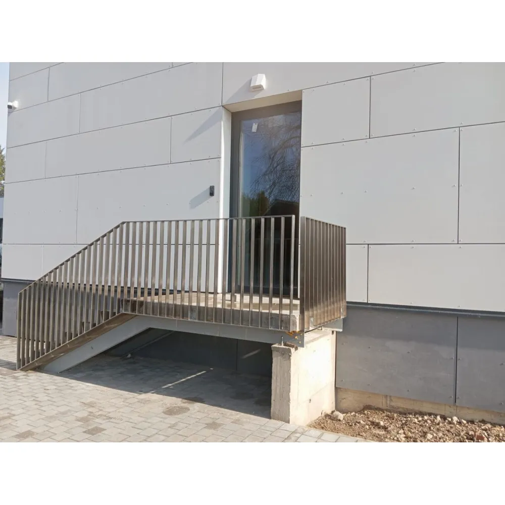 Marches d'entrée BHS-HoReCa KKT-55