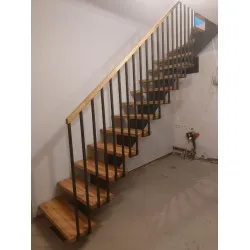 Ensemble d'escalier pour maison individuelle BHS-HoReCa KDT-2