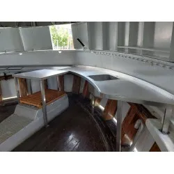 Table circulaire avec évier pour yacht BHS-HoReCa MI-30