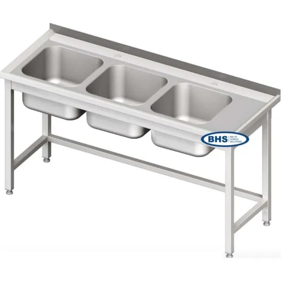 Tables métalliques avec trois éviers sans étagère