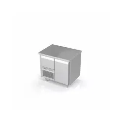 Table réfrigérée pour plaques de pâtisserie Novameta FP0-E105-101/70/90