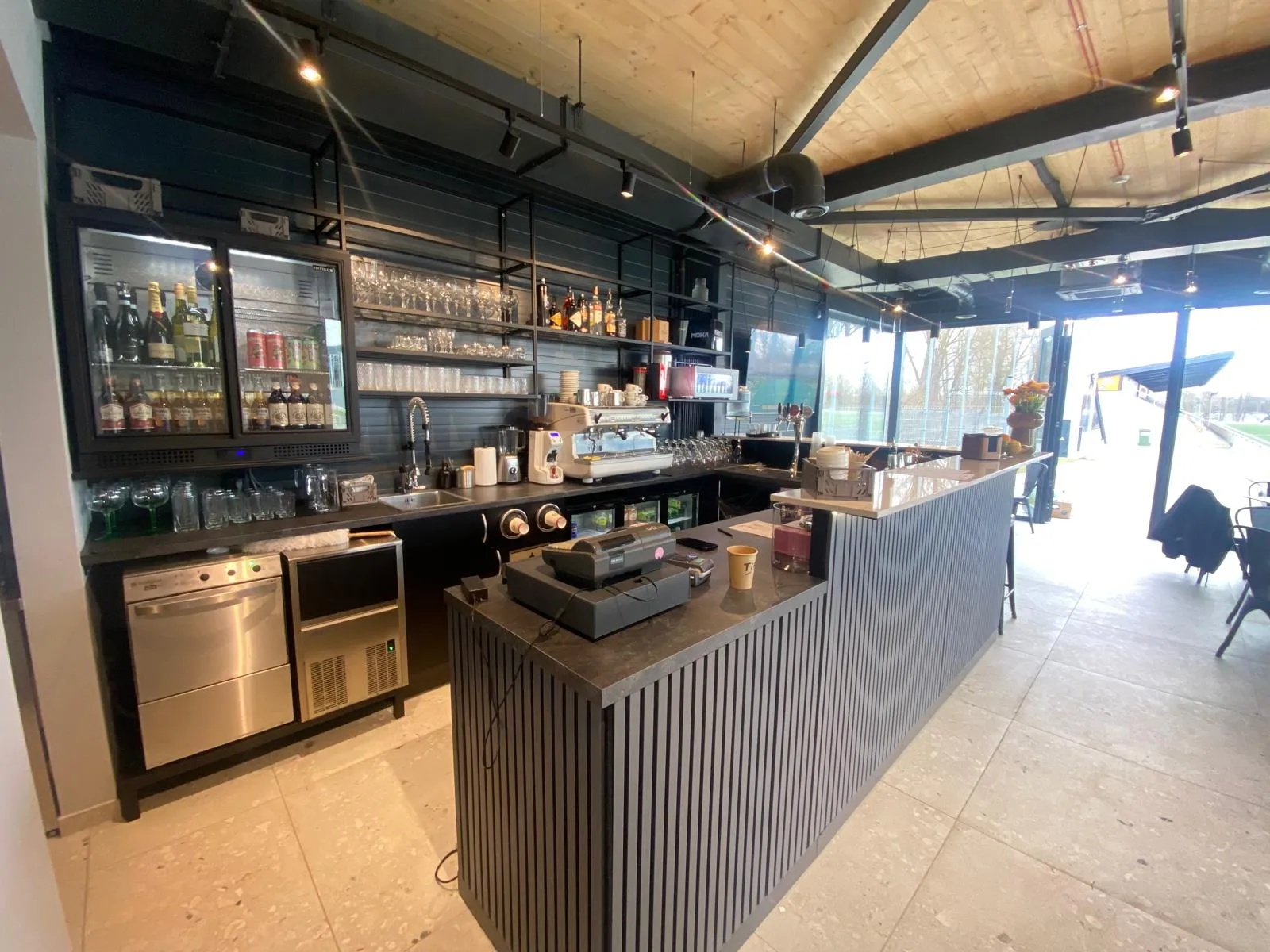Réalisation du projet ELPA Bar-café